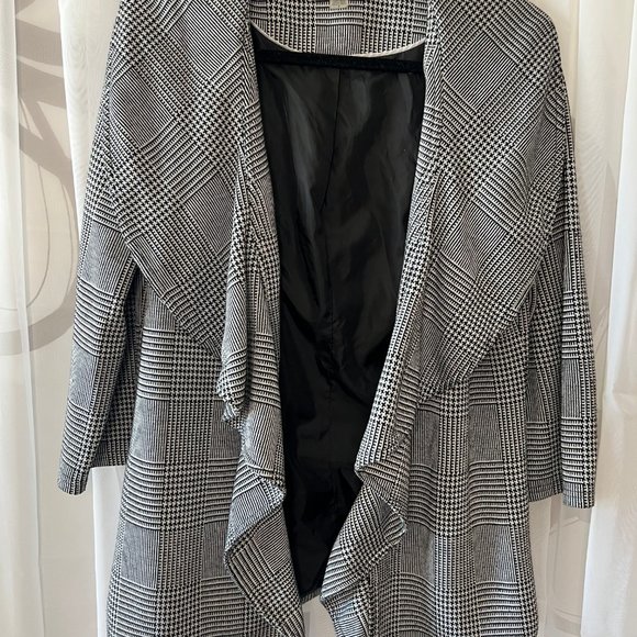 Calvin Klein Houndstooth Stretch Open Front Waterfall Blazer - Picture 3 of 5
